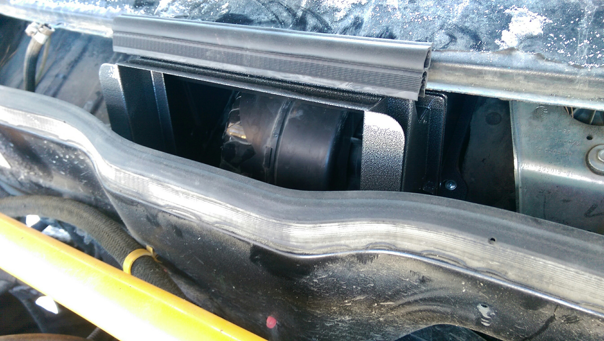 Адаптер салонного фильтра — Lada 2114, 1,6 л., 2012 года | аксессуары ...