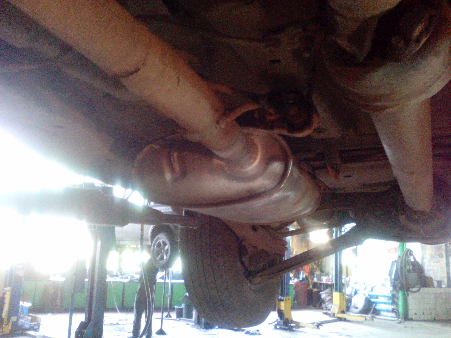 8tdci. Ремонт глушителей ford explorer. Форд эскейп 2004 выхлопная система. Ремонт глушителей ford explorer. 3 2005.