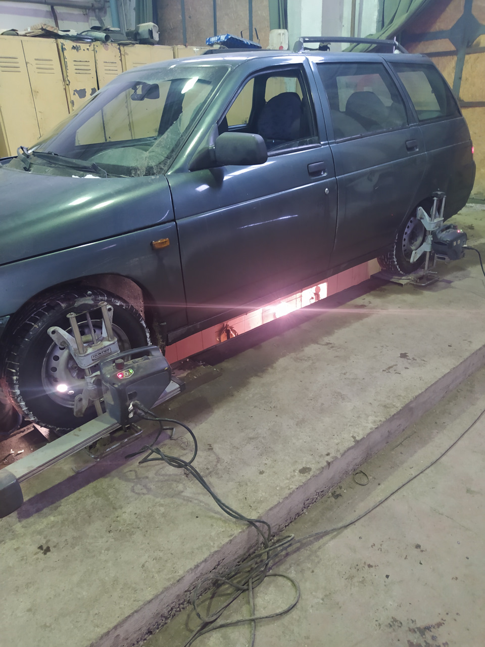 Сход-развал нормального человека. — Lada 21112