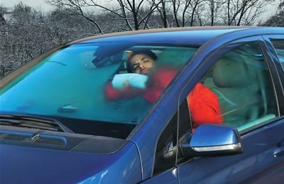 Что делать, чтобы не запотевали стекла в машине
