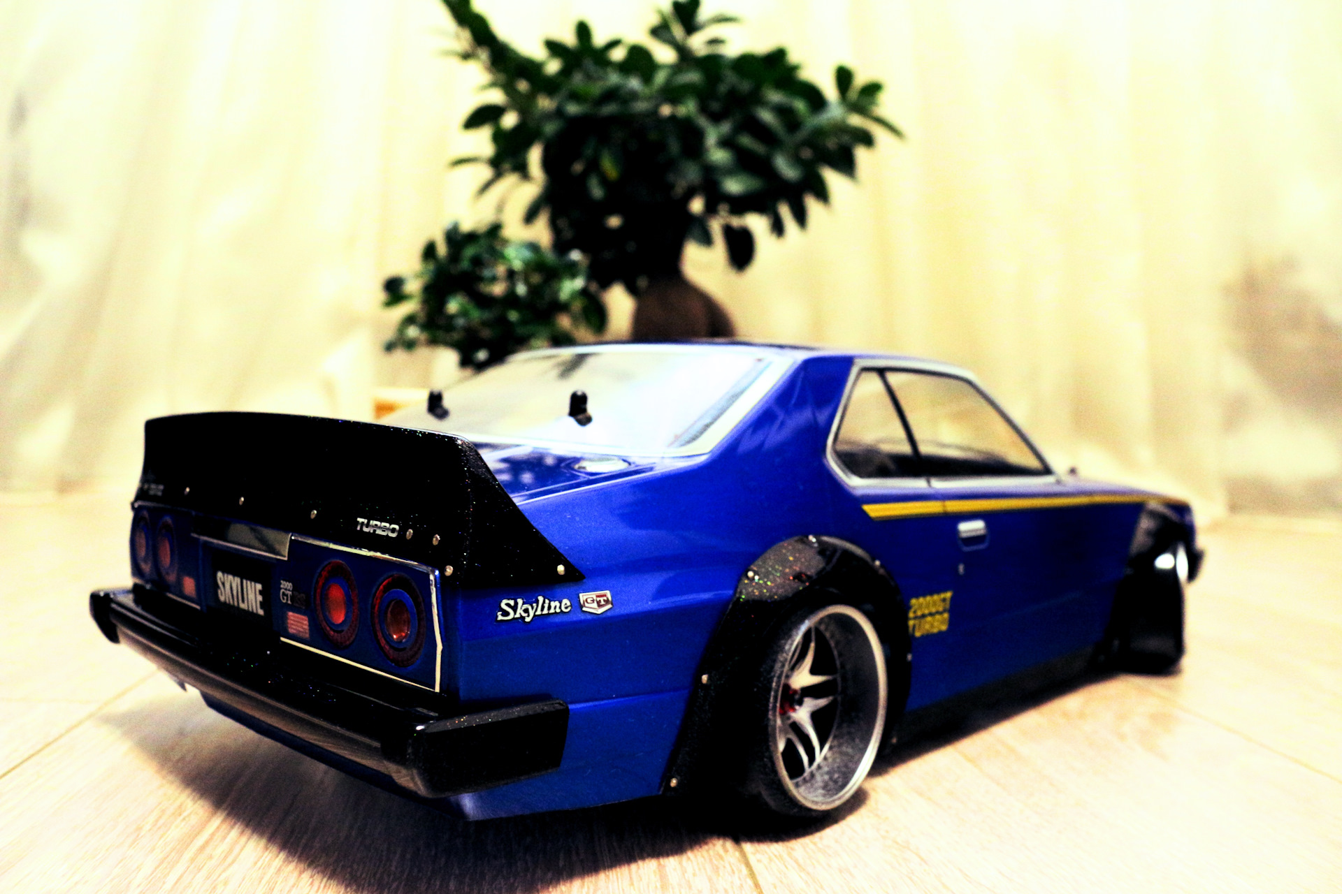 C 210. Nissan Skyline c210.