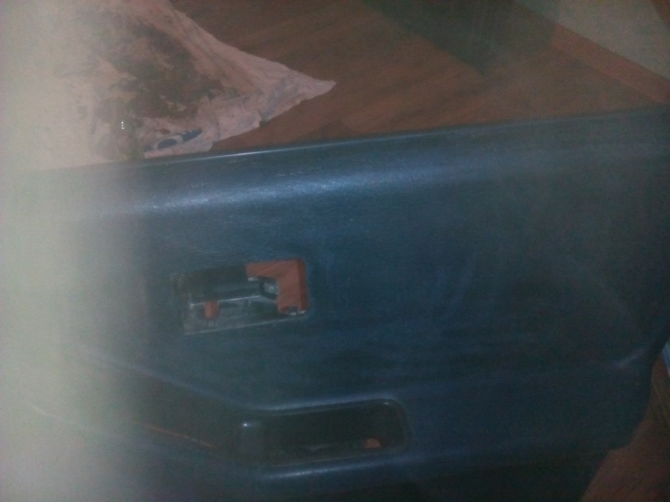 снимаю дверные карты для перетяжки)) — Audi 80 (B3), 1,6 л, 1987 года ...