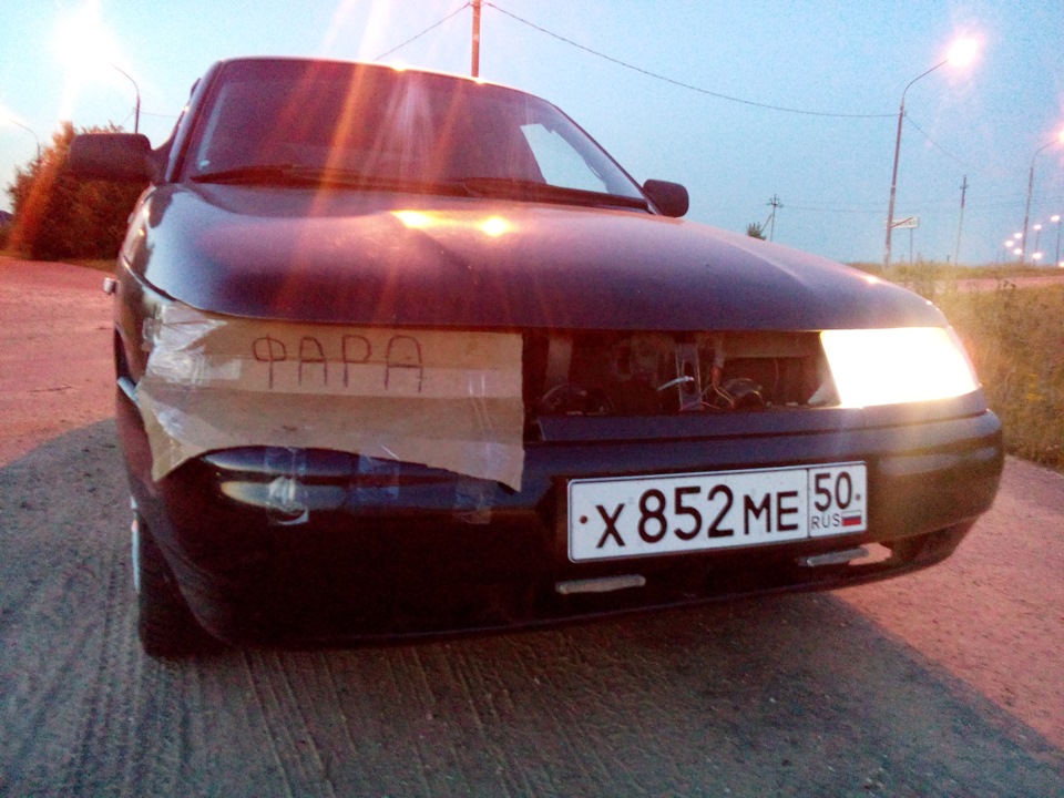 Отклеилось стекло от фары(( — Lada 21104, 1,6 л, 2006 года | своими ...