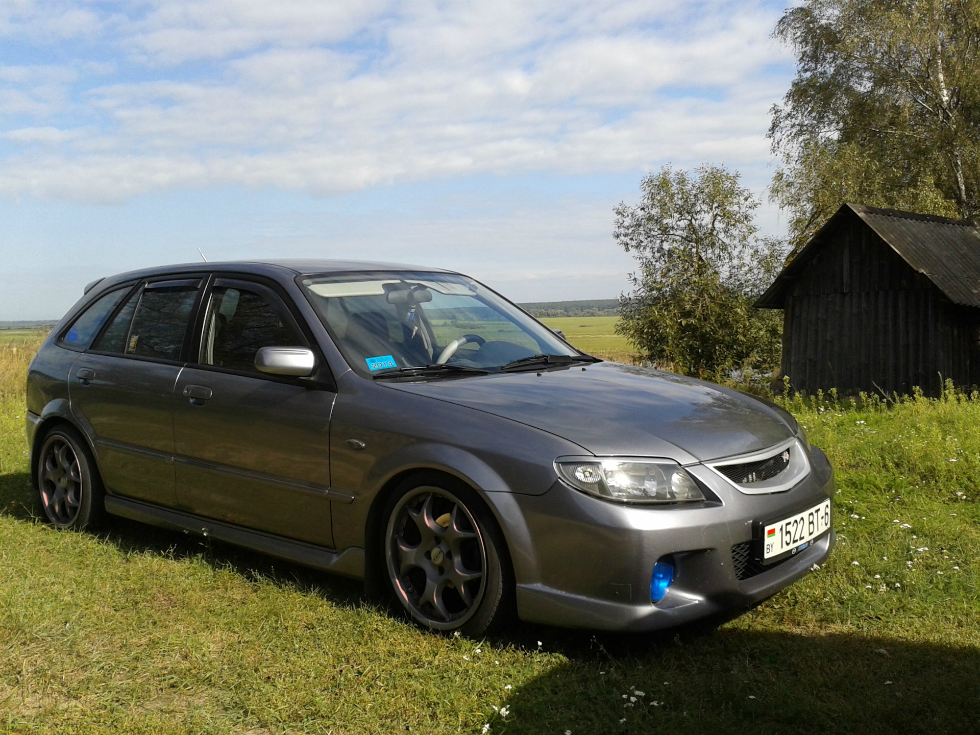 Mazda 323f bj. Mazda 323f универсал. Mazda 323 bj универсал. Mazda 323 bj 2000-2003.