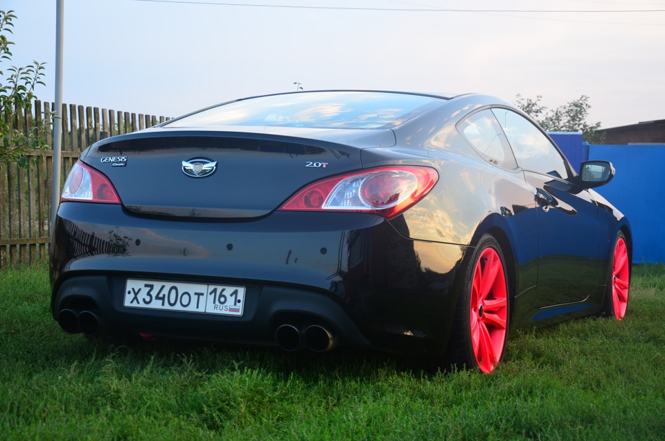 Hyundai Genesis Coupe Р·РµР»С‘РЅС‹Р№