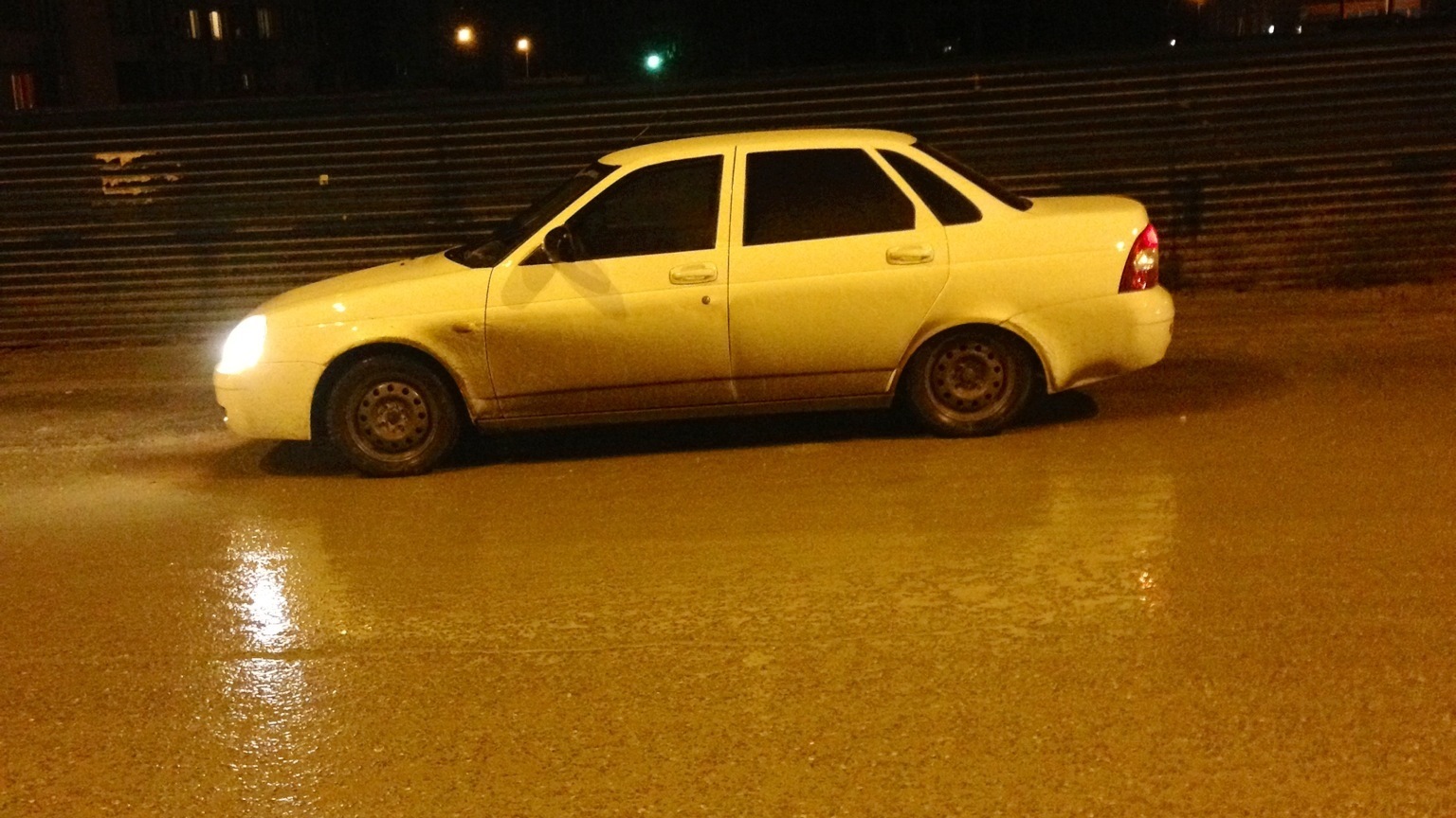 lada приора