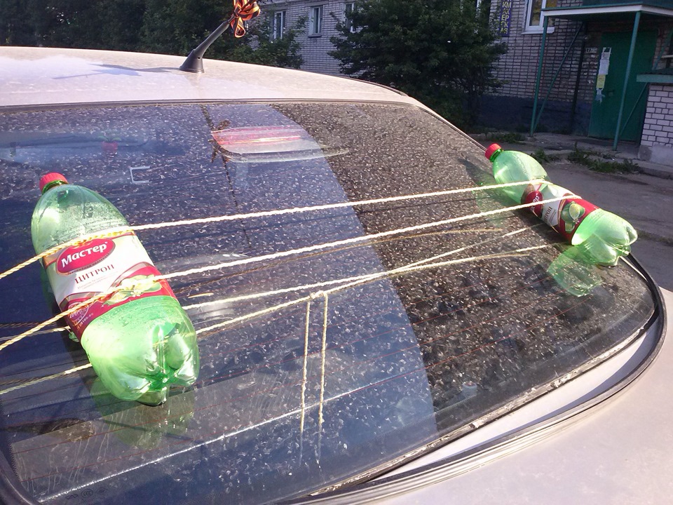 Отклеилось заднее стекло! — Chery Amulet, 1,6 л, 2006 года | своими ...