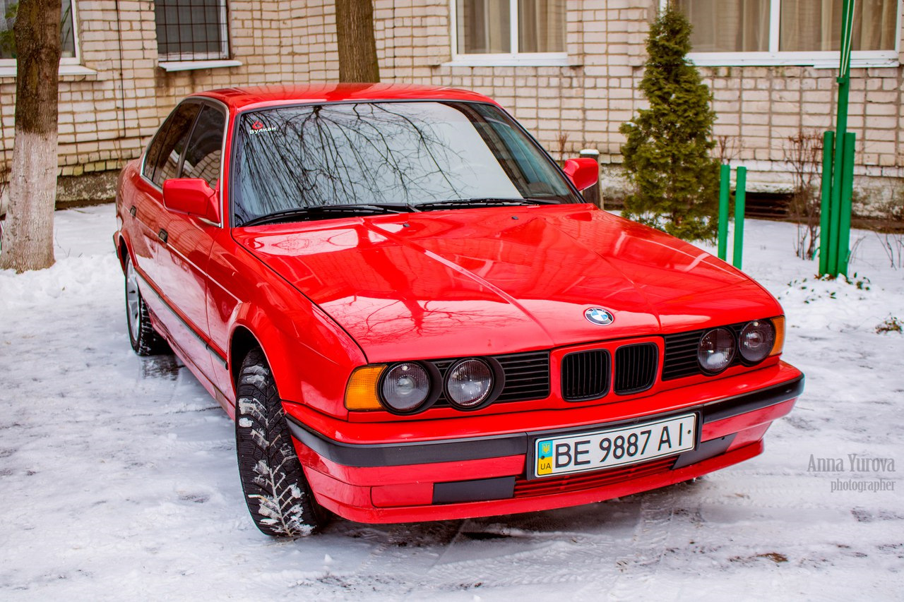 Е34 красная. БМВ 34 красный. BMW e34 красная. BMW 525i e34 Red.