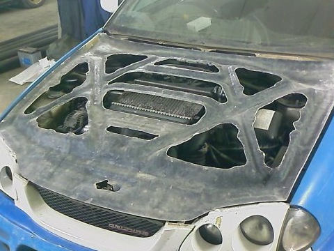 Plastic hood - Toyota Caldina 20L 2001