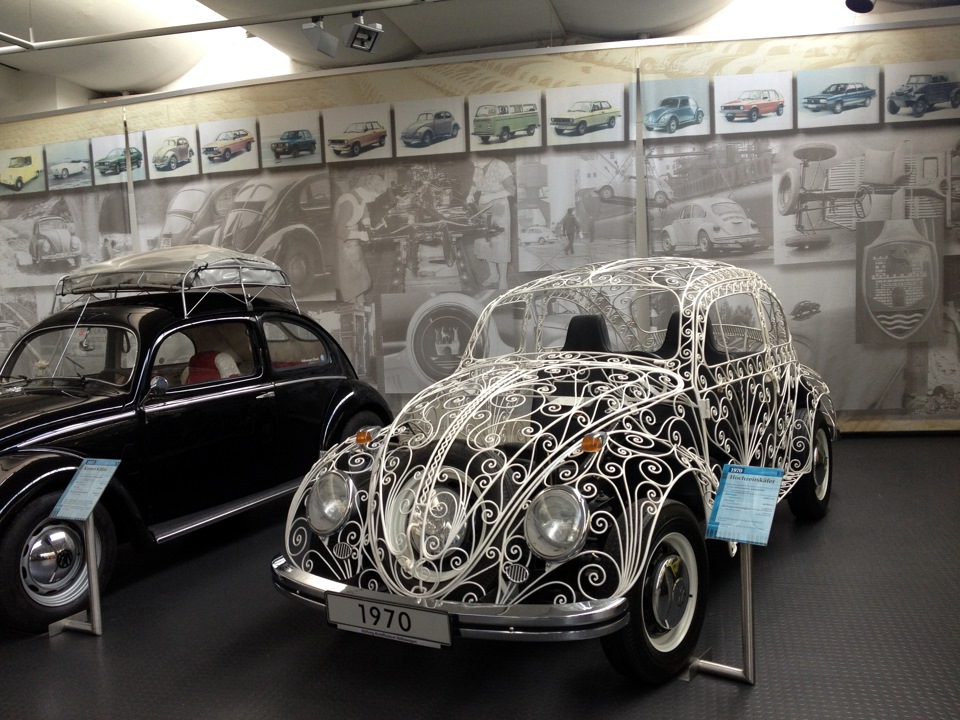 Сайт мир машин. Музей Фольксваген в Вольфсбурге. Автомузей Volkswagen Вольфсбург. Музей VW Autostadt Вольфсбург. Музей Фольксваген в Германии.