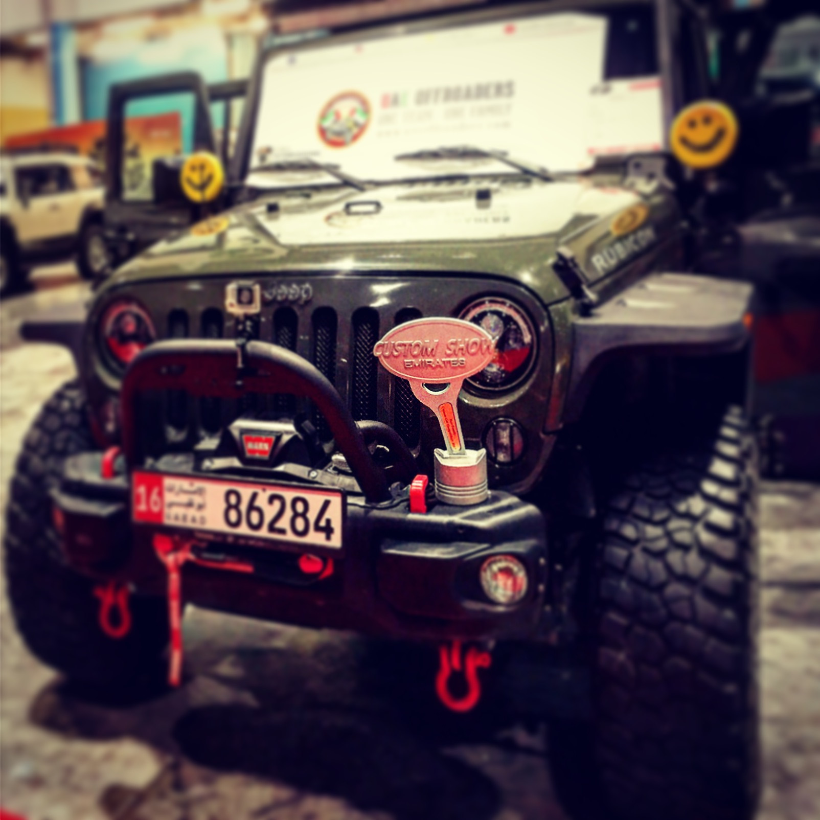 Гараж для внедорожника. Джип гараж. Супер гараж для джипа. Джип гараж. Старый джип в гараже.