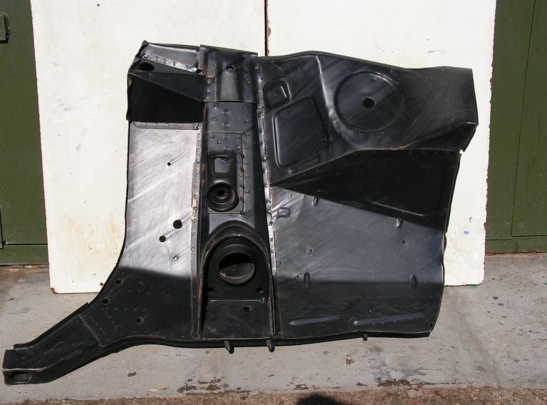 Лонжерон ваз 2107 передний левый. Брызговик передний левый на ваз 2106. Левый брызговик ваз 2105. Лонжерон ваз 2107 передний левый. Задние лонжероны 2102.