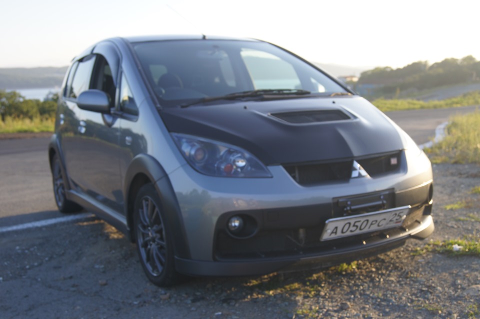 Mitsubishi Colt 7