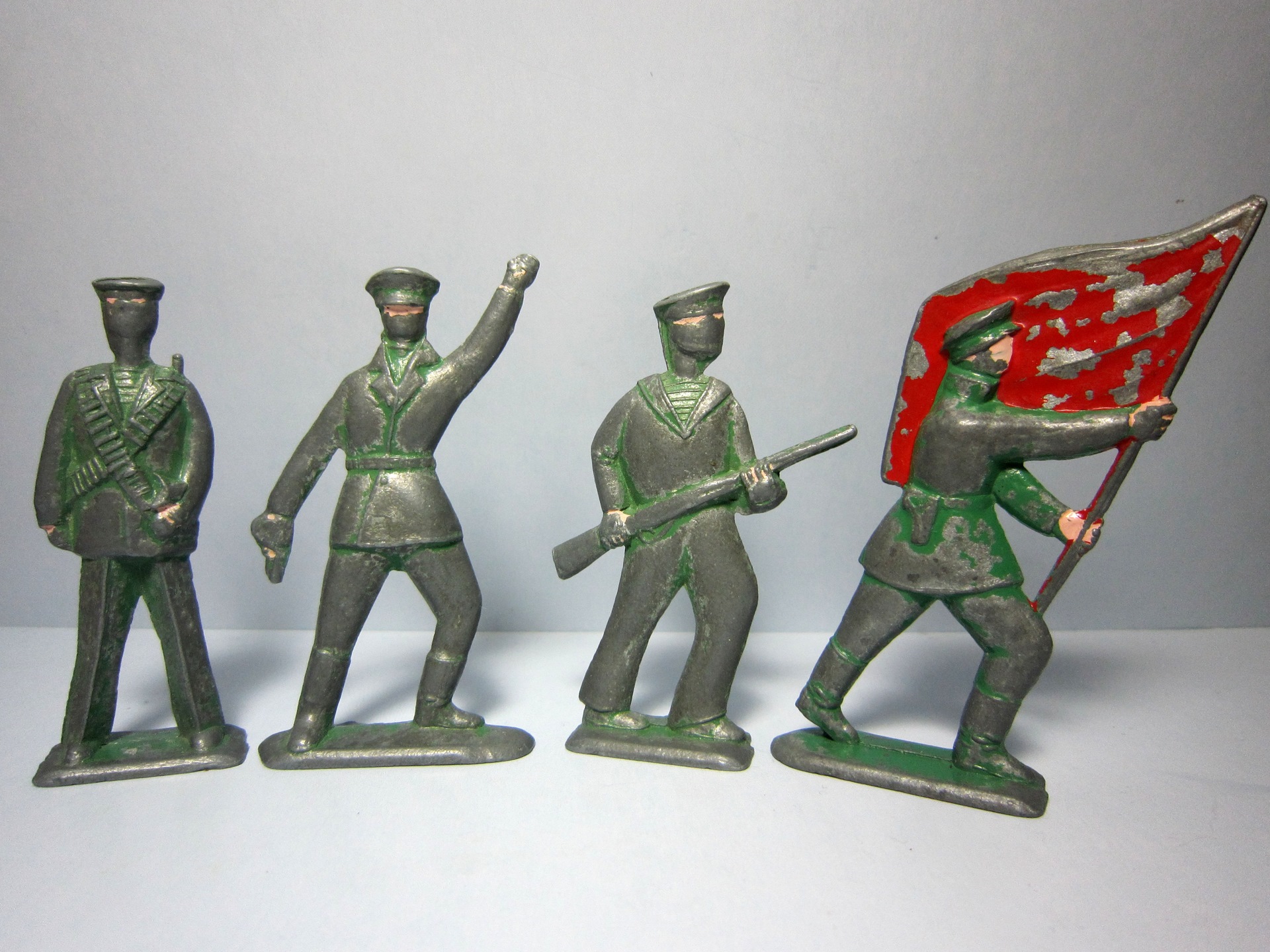 Солдатики СССР солдаты в бою