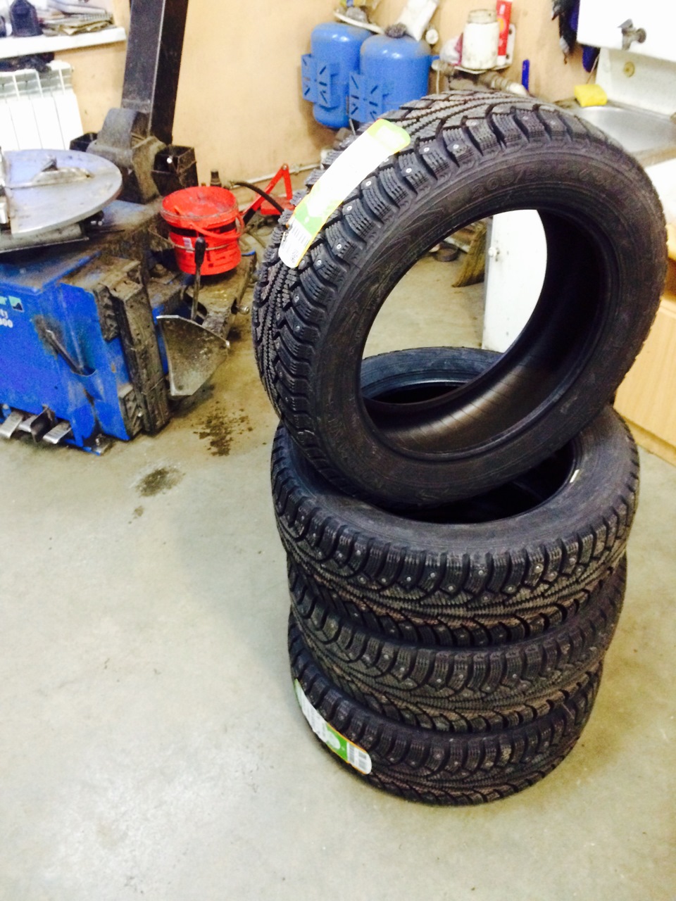 Купил зимнюю резину, Nokian Nordman5 (205/55/R16) — Audi A6 (C5), 2,4 л ...