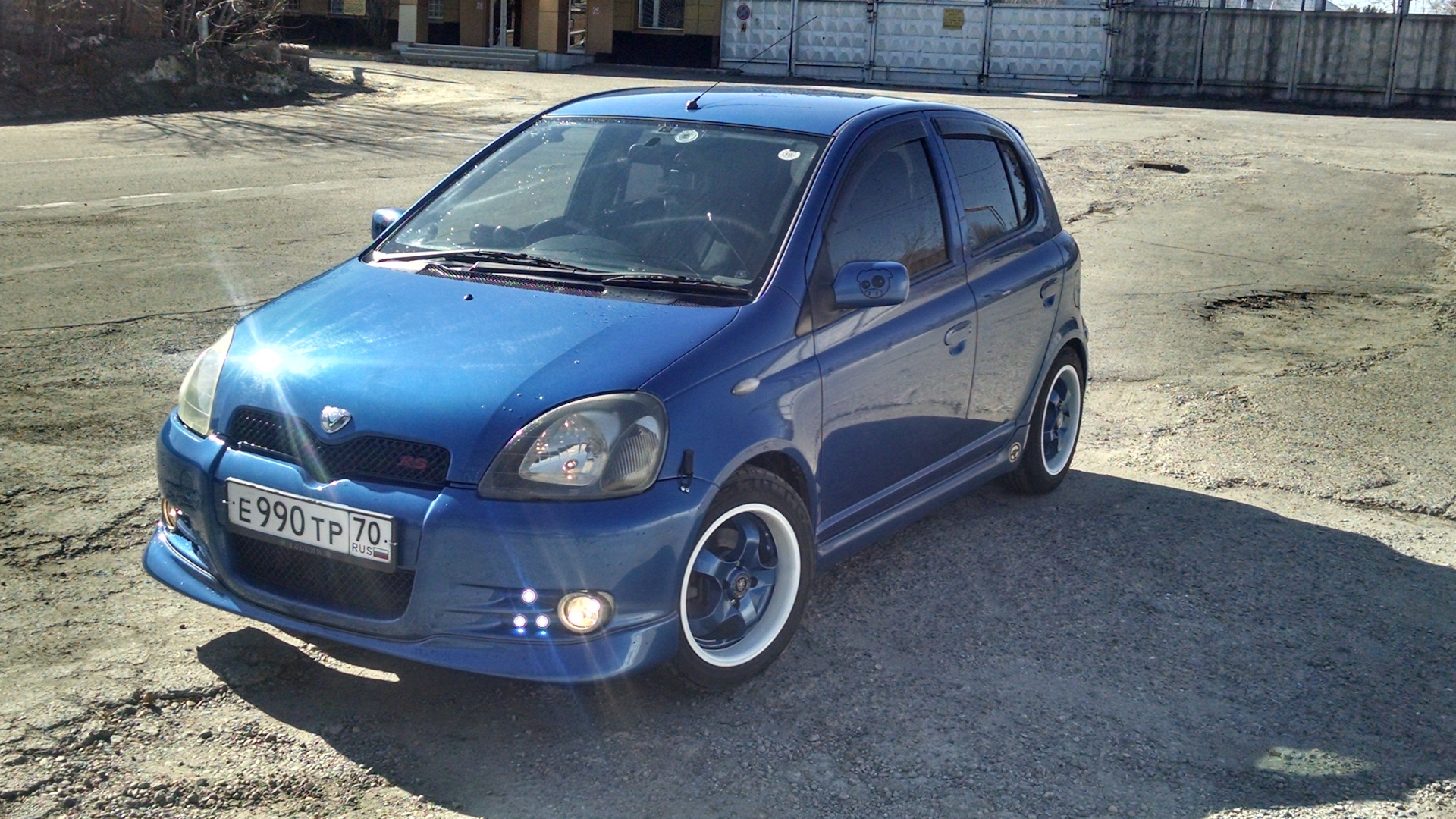 Toyota Vitz RS 2002