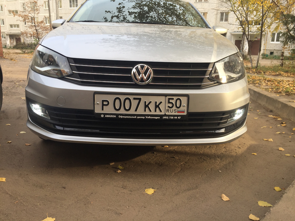 Замена ламп ходовых огней на диодные — Volkswagen Polo Sedan, 1,6 л ...