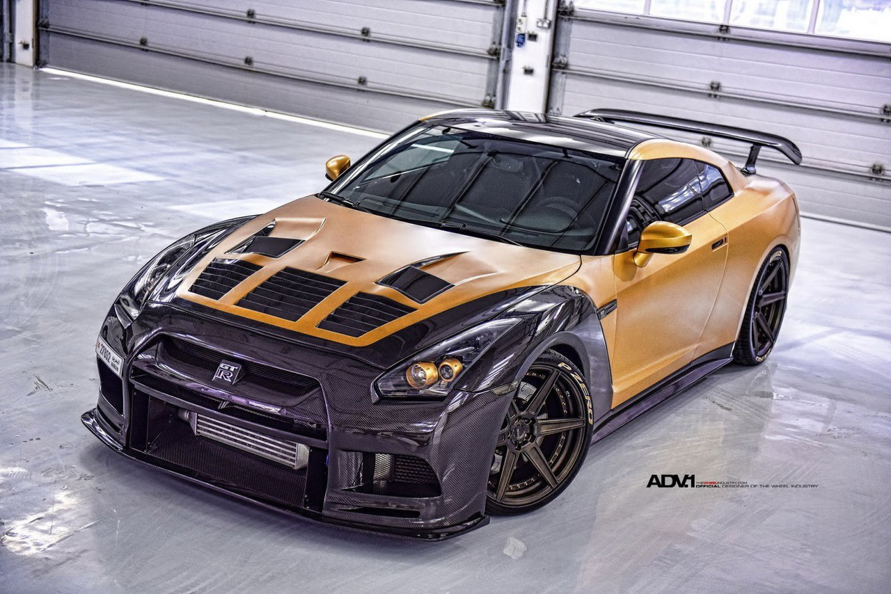 GTR r35 Р·РѕР»РѕС‚РѕР№