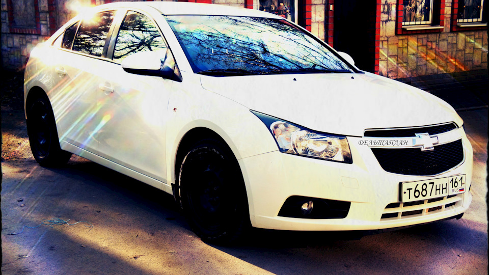 Chevrolet Cruze White Modified