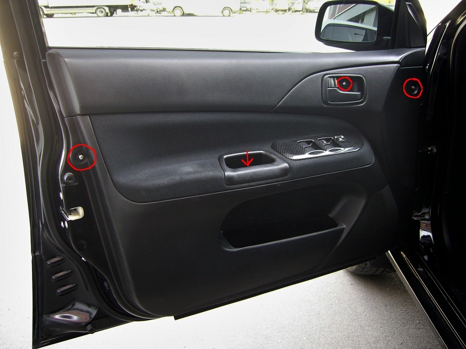 Порвался тросик стеклоподъемника — Mitsubishi Lancer IX, 1,6 л, 2005 ...