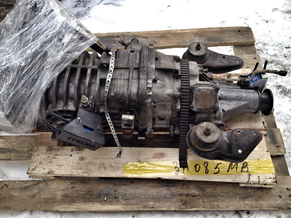 Переходная плита кпп транспортер т4. Кпп vw t3. Кпп фольксваген транспортер т3. Кпп vw t3. Кпп фольксваген т3.