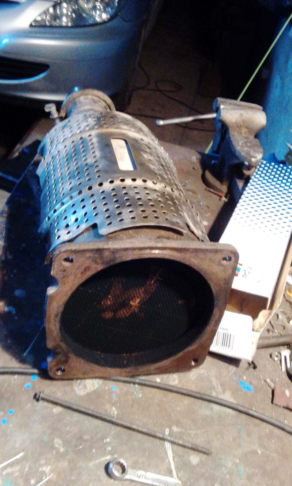 Сажевый фильтр dpf. Удаление сажевого фильтра последствия на дизеле. Сажевый фильтр. Сажевый фильтр dpf. Удаление сажевого фильтра последствия на дизеле.