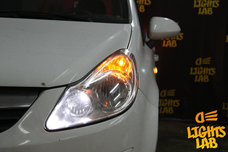 Opel Corsa — установка ДХО в поворотники — СustomHeroes на DRIVE2