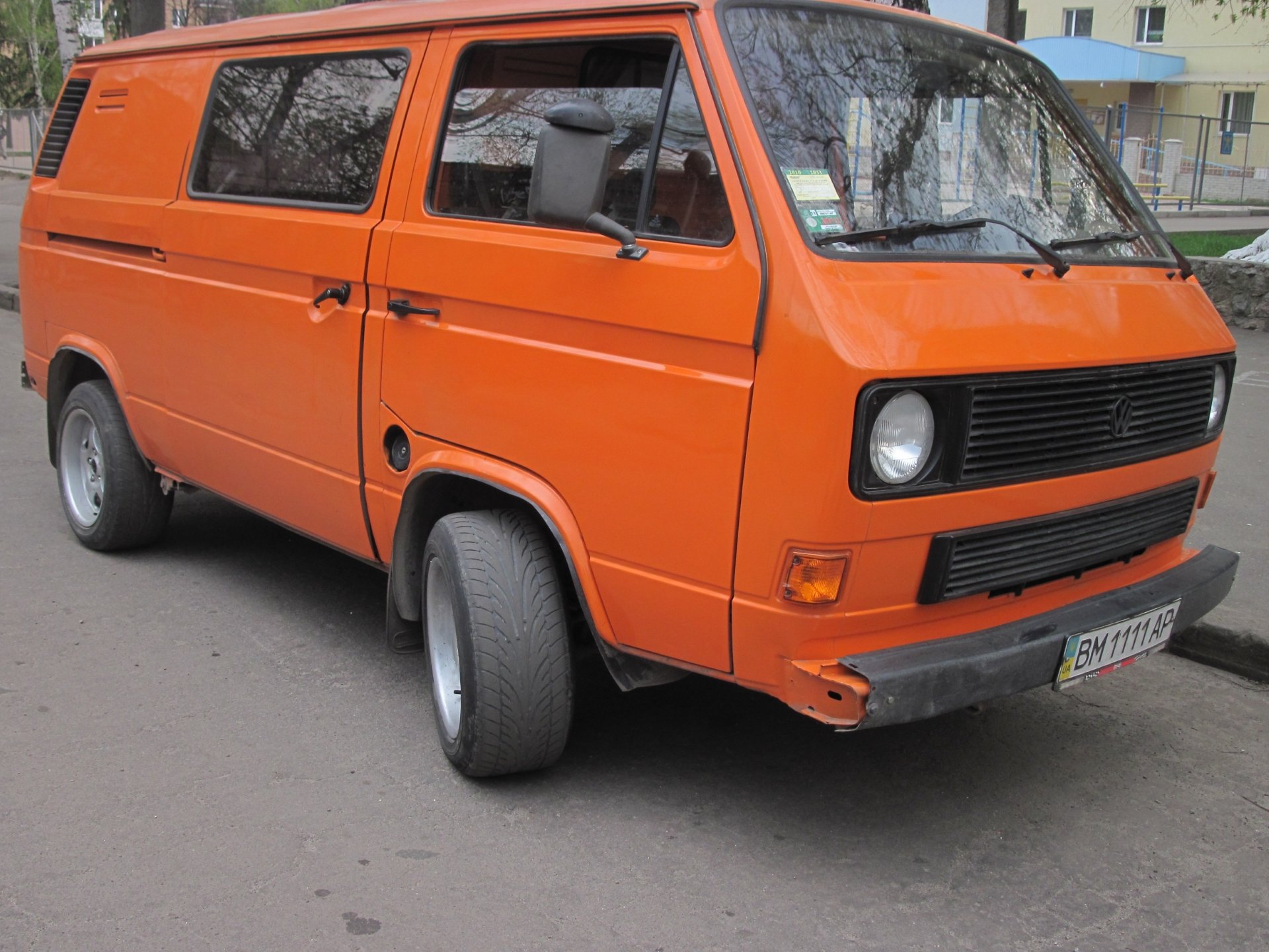 Т2. Volkswagen Transporter t3 оранжевый. Фольксваген Транспортер т3. Фольксваген Транспортер 3. Volkswagen Transporter 1986 год.