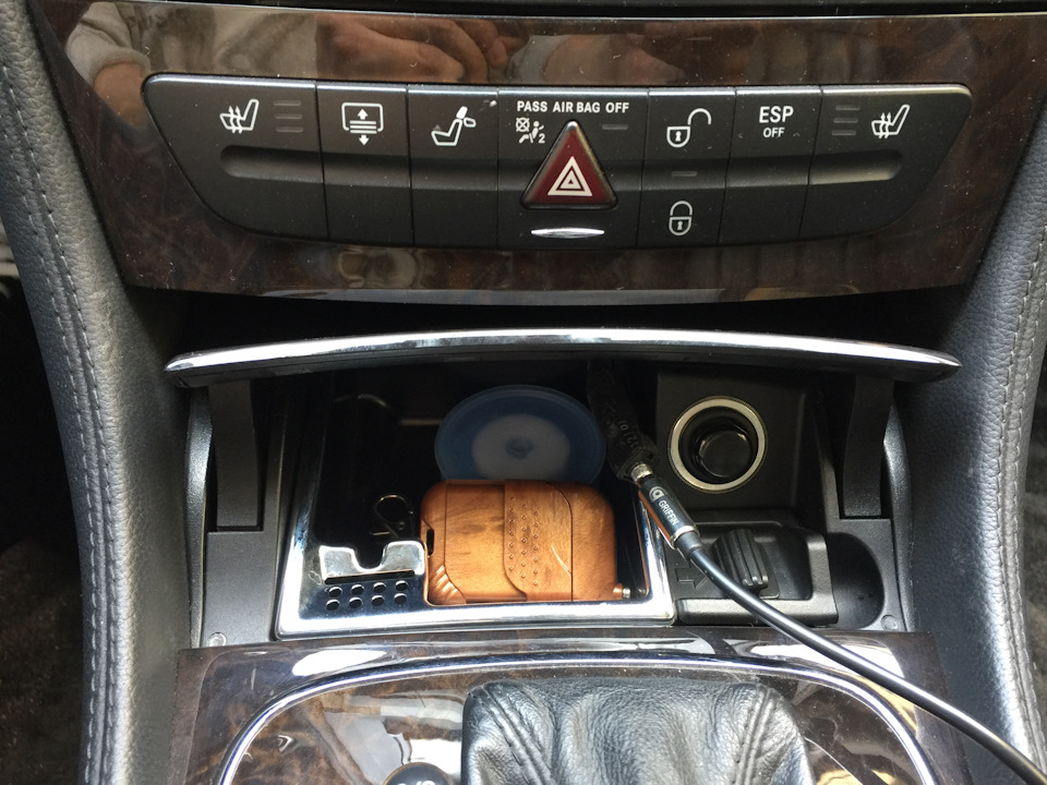 Где находится аукс вход мерседес w 220 Установка AUX - Mercedes-Benz CLS (W219), 5 л, 2006 года автозвук DRIVE2