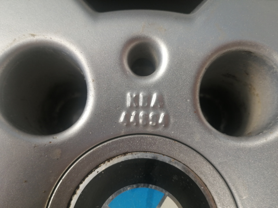 Литые диски RONDELL 7Jx15 ET0 5x120 на BMW 3 series (E36). Б/у | 1 500 ...