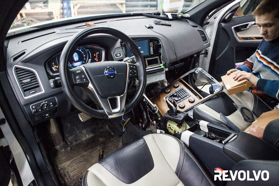 Фото в бортжурнале Volvo XC60 (1G)