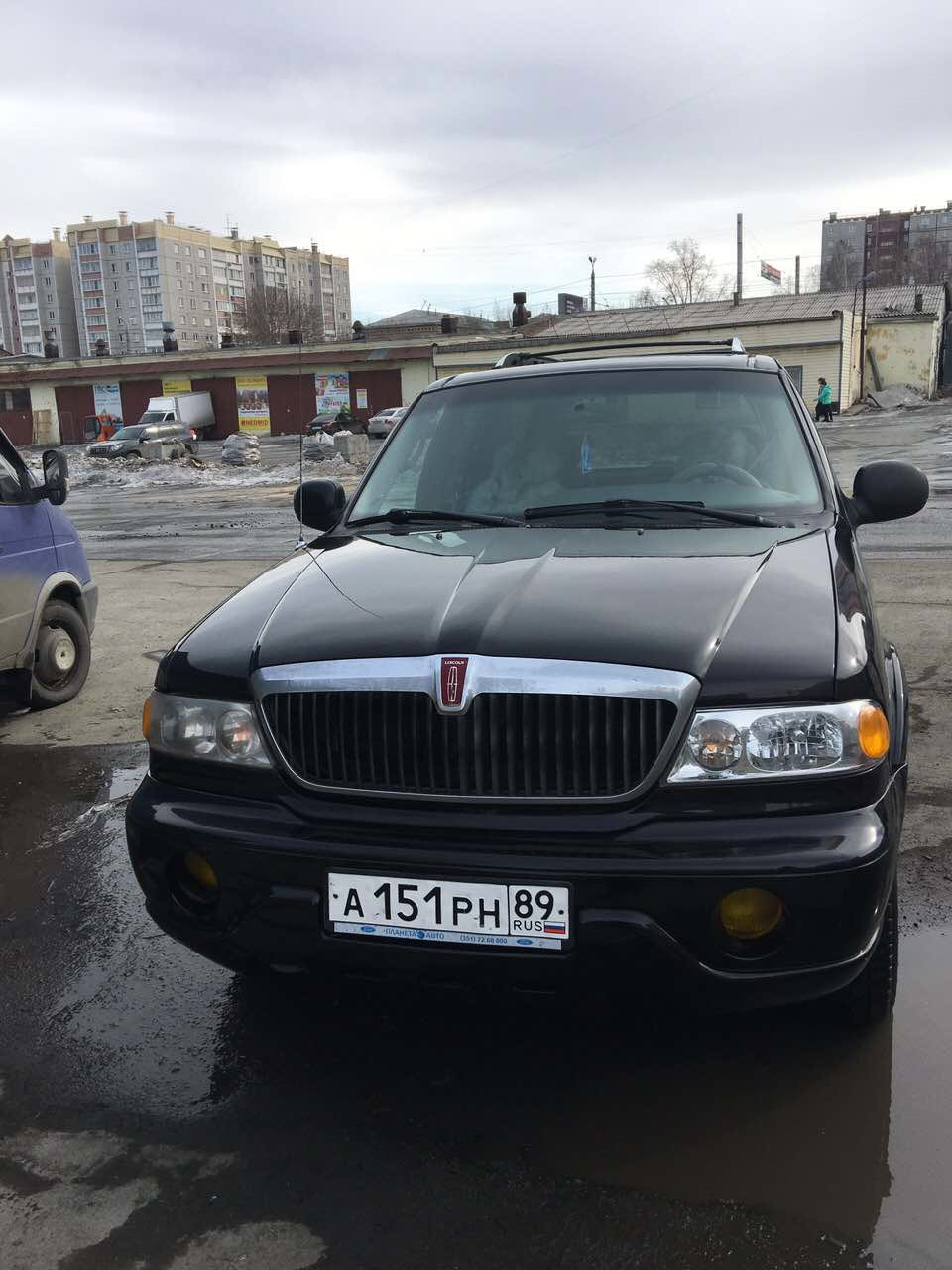 Lincoln Navigator 2001 Р±РµР»С‹Р№