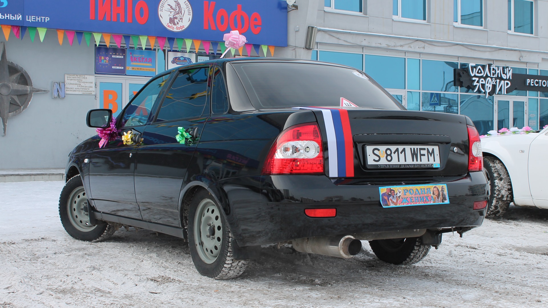 Lada Приора седан 1.6 бензиновый 2011 | ХИЩНИК на DRIVE2