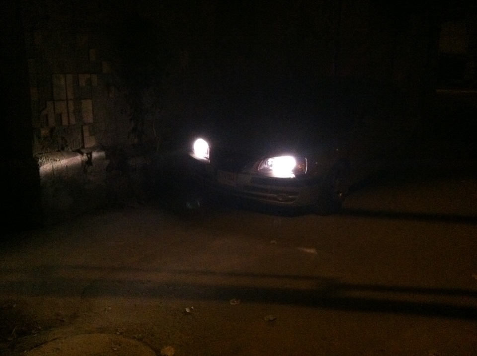 Светодиоды вместо передних габаритов. — Hyundai Elantra (3G), 2 л, 2005 ...