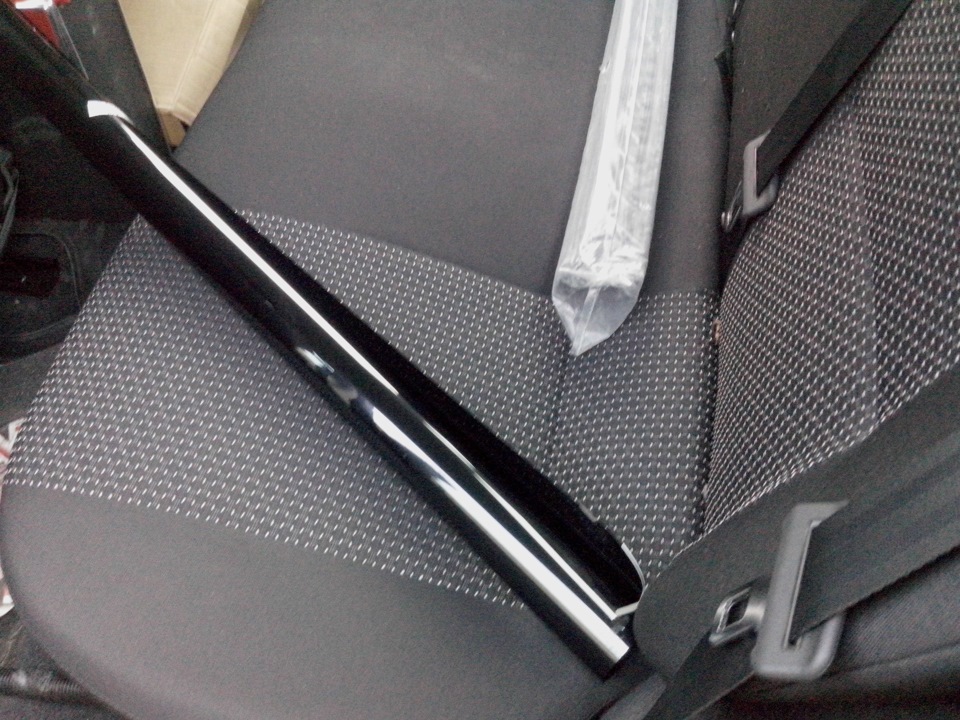 BUNKER+бархотки и дребезг стекол — Lada Гранта, 1,6 л, 2013 года ...