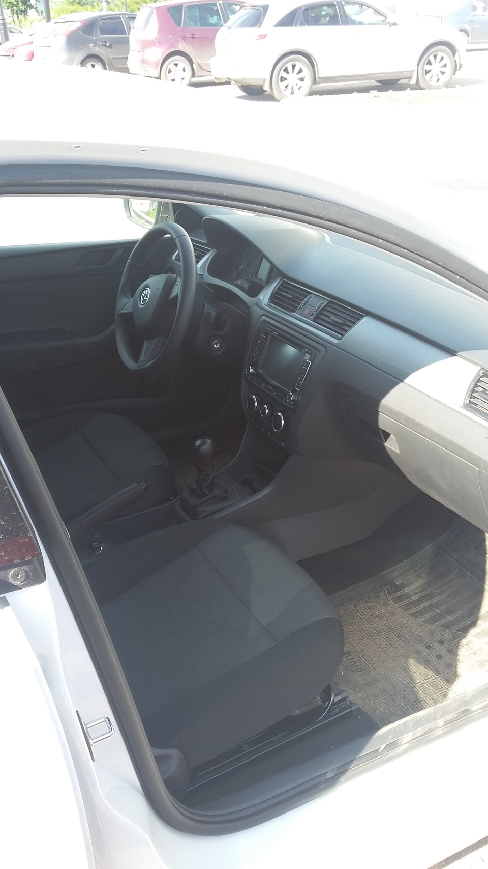 ГУ Навипилот — Skoda Rapid (1G), 1,2 л, 2014 года | автозвук | DRIVE2