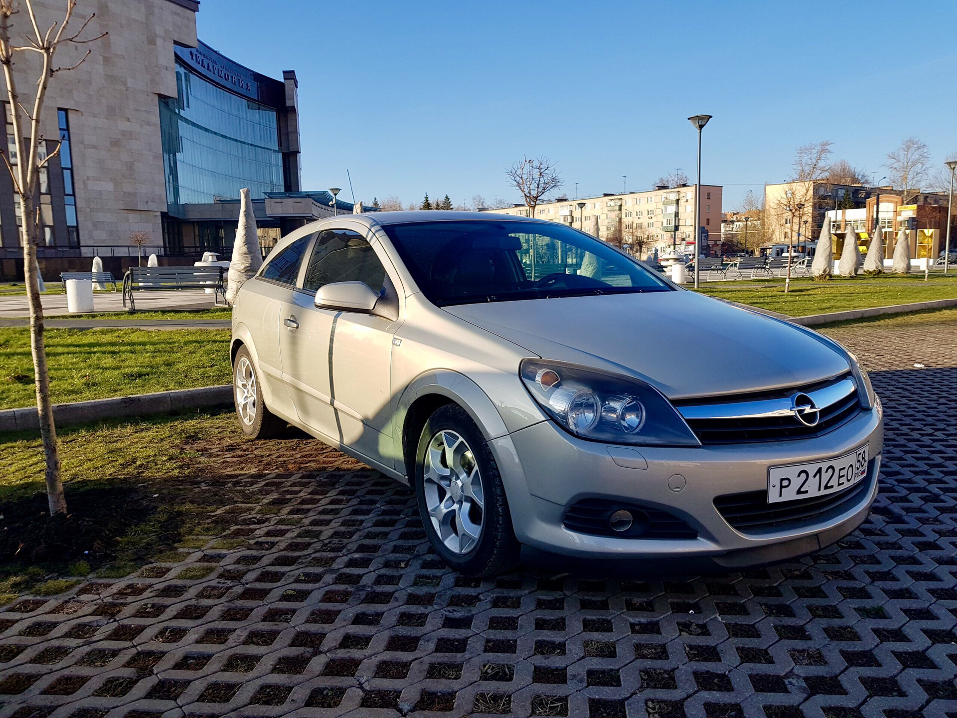 Мазда с пробегом краснодарский край. Opel Astra GTC 2006. Opel Astra h Рестайлинг.