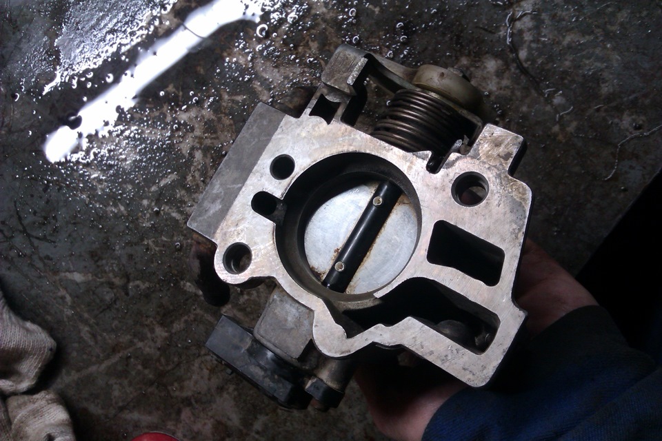 Не держит холостой ход — Volkswagen Golf Mk3, 1,4 л, 1992 года | своими ...