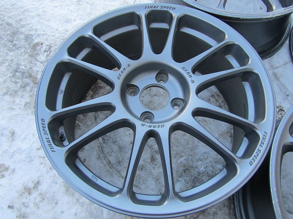 Gr r. Monoblock r15 4x114.3. Gr Racing r16. Gr Racing диски r14 ВАЗ. Диски Monoblock Racing r15.