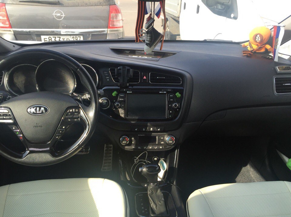Фото в бортжурнале KIA Ceed SW (2G)