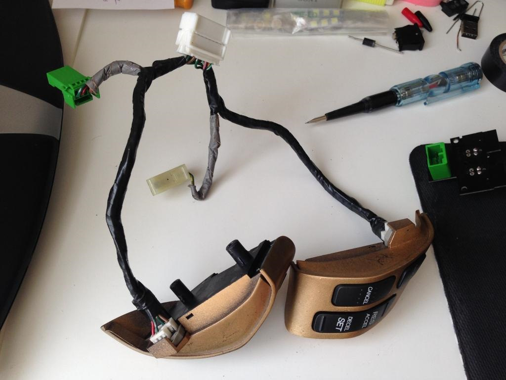 Кнопки руля аккорд 7. Honda cr-v 2 кнопки управления магнитолой. Пластик руля аккорд 8. Кнопки руля хонда аккорд 7. Кнопки руля аккорд 7.