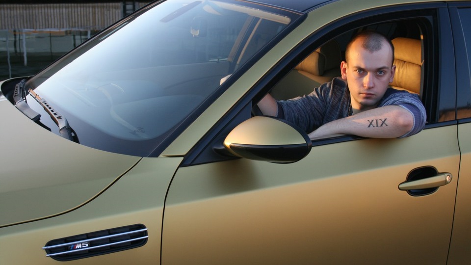 BMW 5 series Desert GOLD