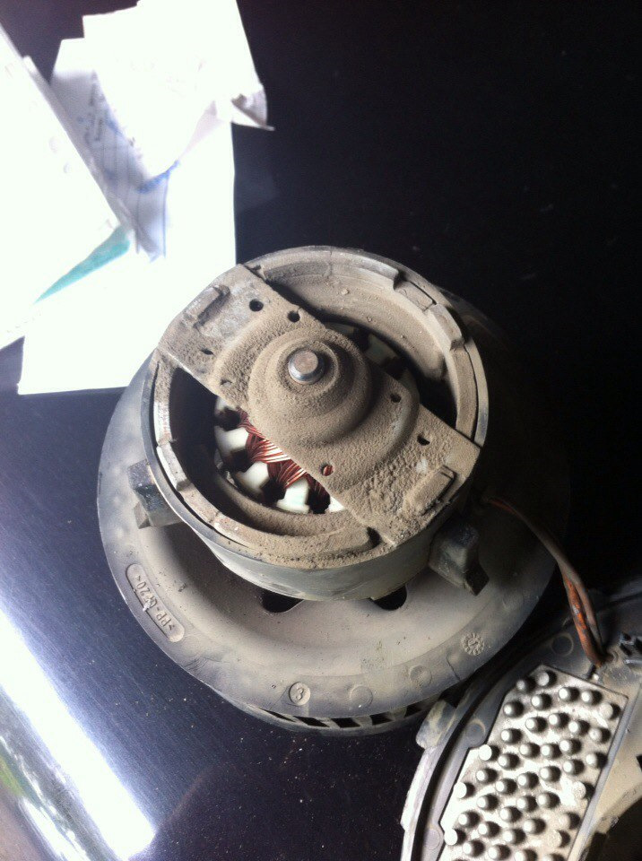 Свистит моторчик печки? Не Беда! — Volkswagen Passat B6, 1,6 л, 2006 ...