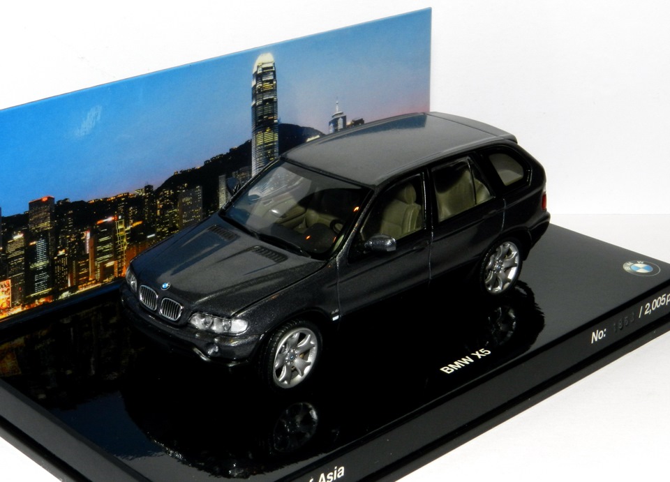Моделька машины bmw x5. Смотреть фото Моделька машины bmw x5. Смотреть картинку Моделька машины bmw x5. Картинка про Моделька машины bmw x5. Фото Моделька машины bmw x5