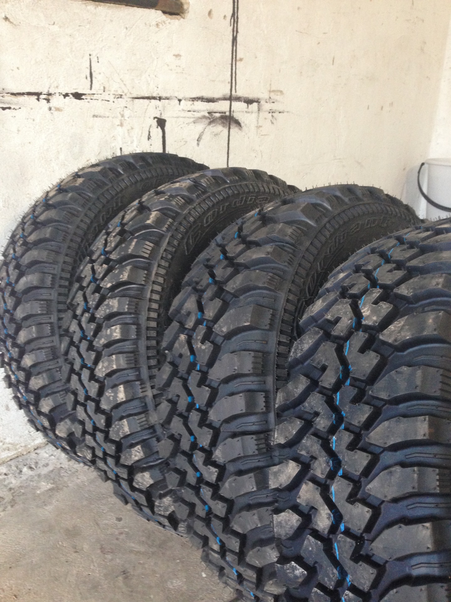 205 70 r16 97q. Кордиант офф роуд 215/65 r16. Cordiant off Road 225/75 r16. 215-65-16 Cordiant off Road 2. Cordiant off Road 205/70 r16 97q.