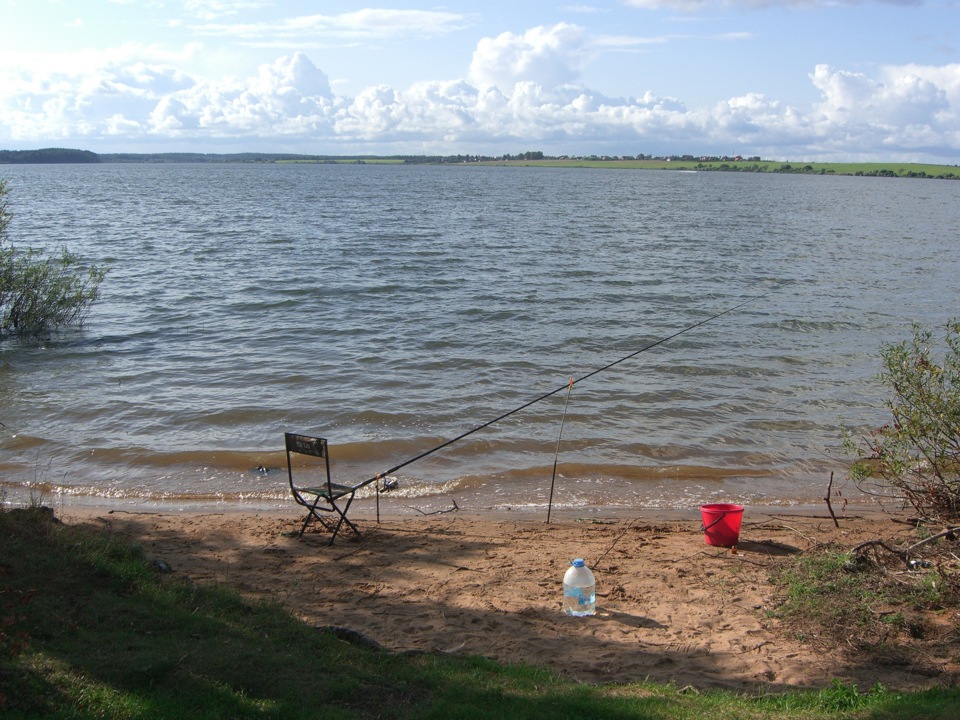 Озернинское водохранилище рыбалка форум. Озернинское водохранилище. Озерецкое водохранилище. Васильевская плотина Озернинское водохранилище. Озернинское водохранилище с палатками.