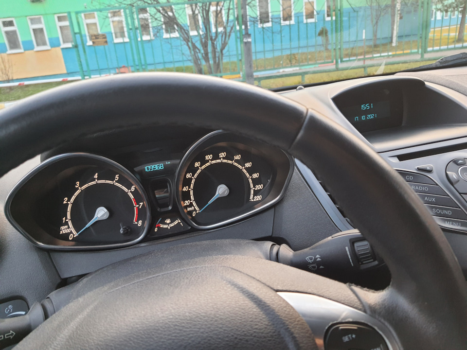 Переобулся на зиму и замена фильтра воздушного. — Ford Fiesta Sedan, 1 ...