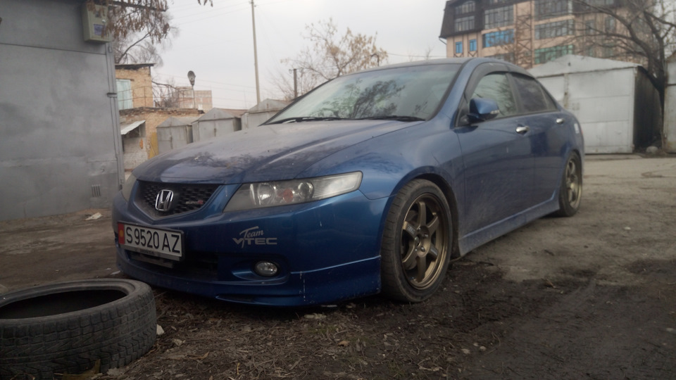 Honda Accord Euro R Zloj Atmo Sedan Drive2