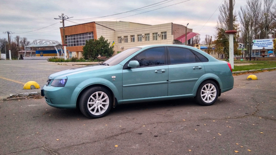 Chevrolet Lacetti Р·РµР»РµРЅС‹Р№