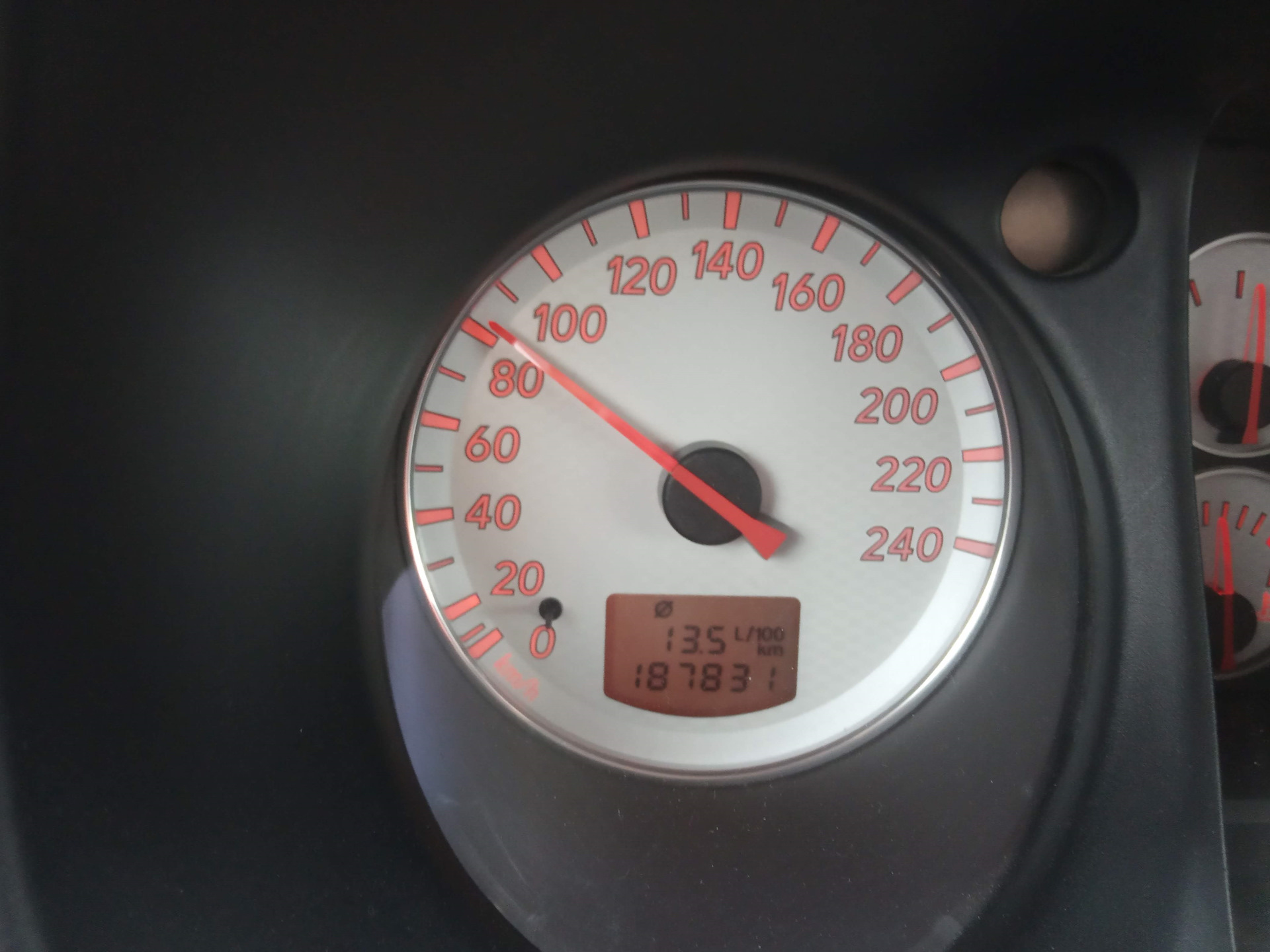 ТО 187000 масло и фильтр. — Mitsubishi Outlander (1G), 2,4 л, 2005 года ...